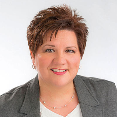 Nathalie Gagnon, Directrice à l'administration