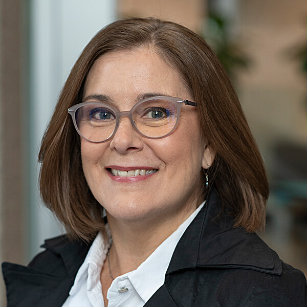 Jacqueline Saucier, Vice-présidente aux investissements immobiliers