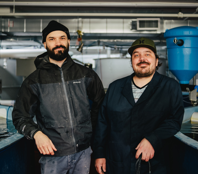 Entrepreneurs dans une entreprise manufacturière.