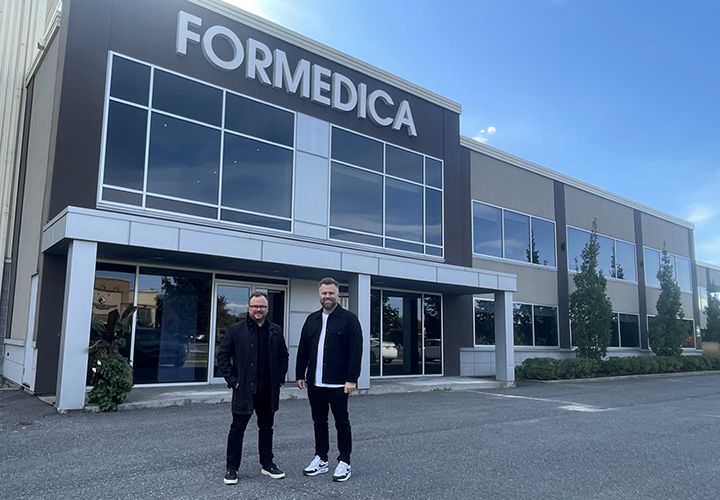 Nicolas et Anthony Bergeron, propriétaires de Formédica et de Masdel, avec Sylvain Bergeron.
